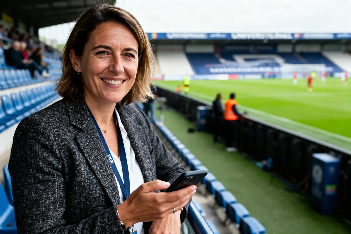 Qui est la Femme de Universfootball.fr ? Découvrez son histoire !