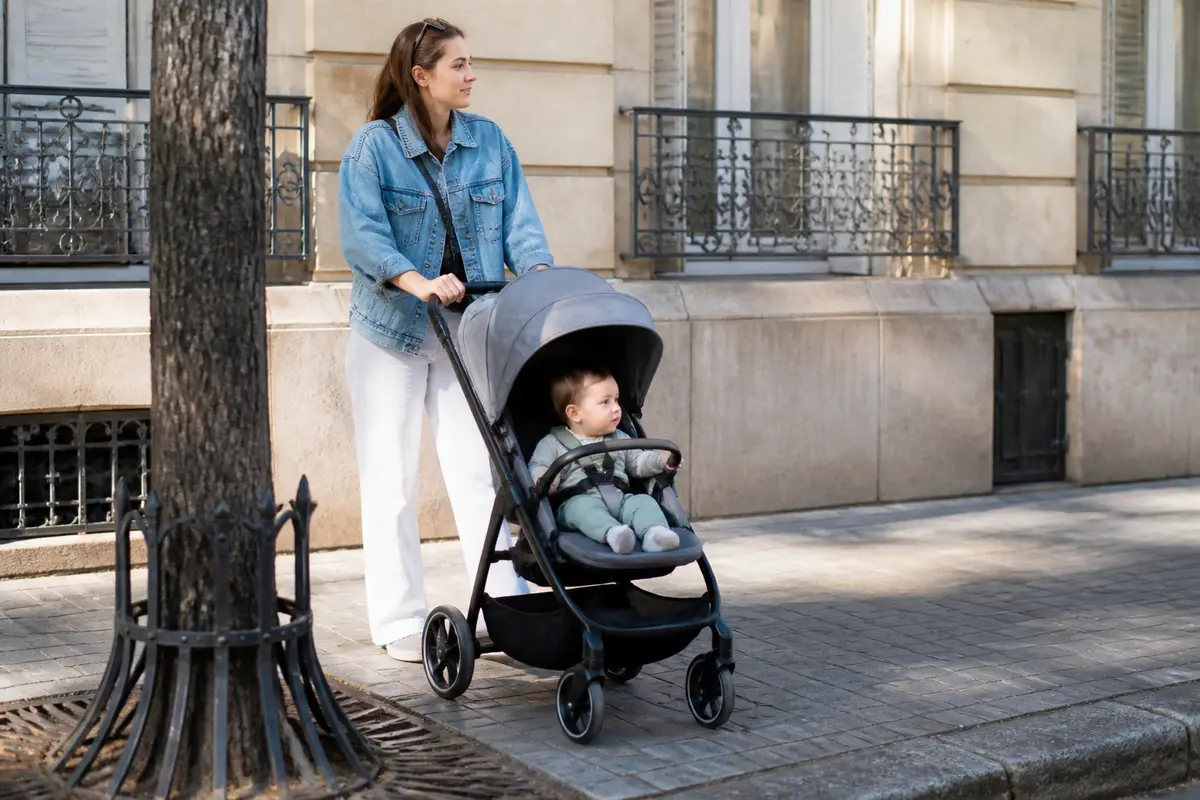 BabyGo : guide complet des poussettes, sièges auto et accessoires
