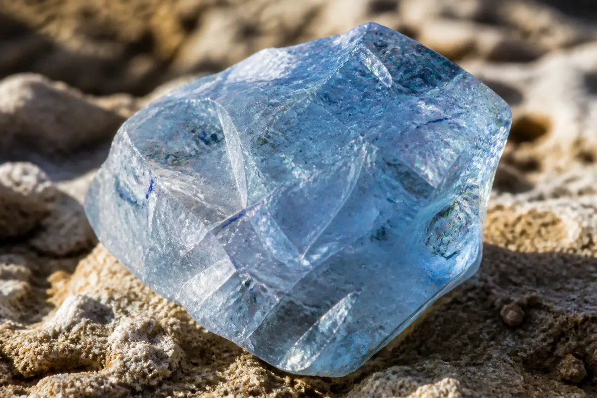 Quartz Bleu : vertus, propriétés et guide d’achat